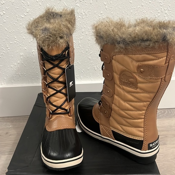 Sorel Shoes - SOREL Tofino II Waterproof Insulated Winter Boots NIB
